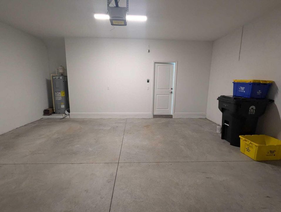 В аренду: $3,000 (4 спален, 2 ванн, 1750 Квадратных фут)