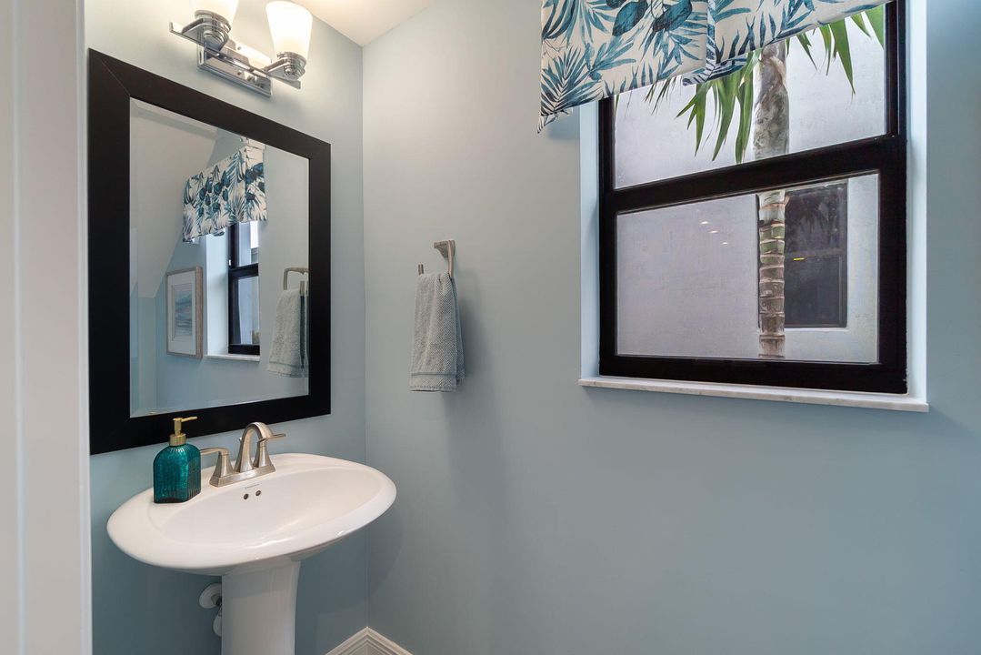 For Rent: $5,000 (4 beds, 2 baths, 2155 Square Feet)