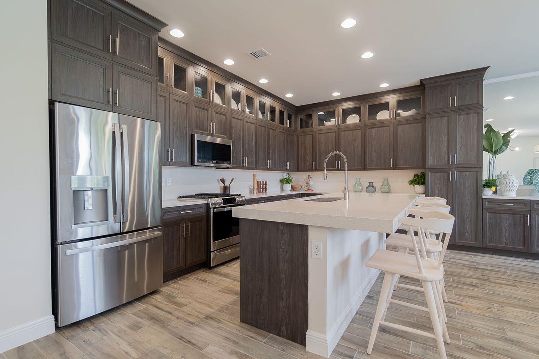 For Rent: $5,000 (4 beds, 2 baths, 2155 Square Feet)