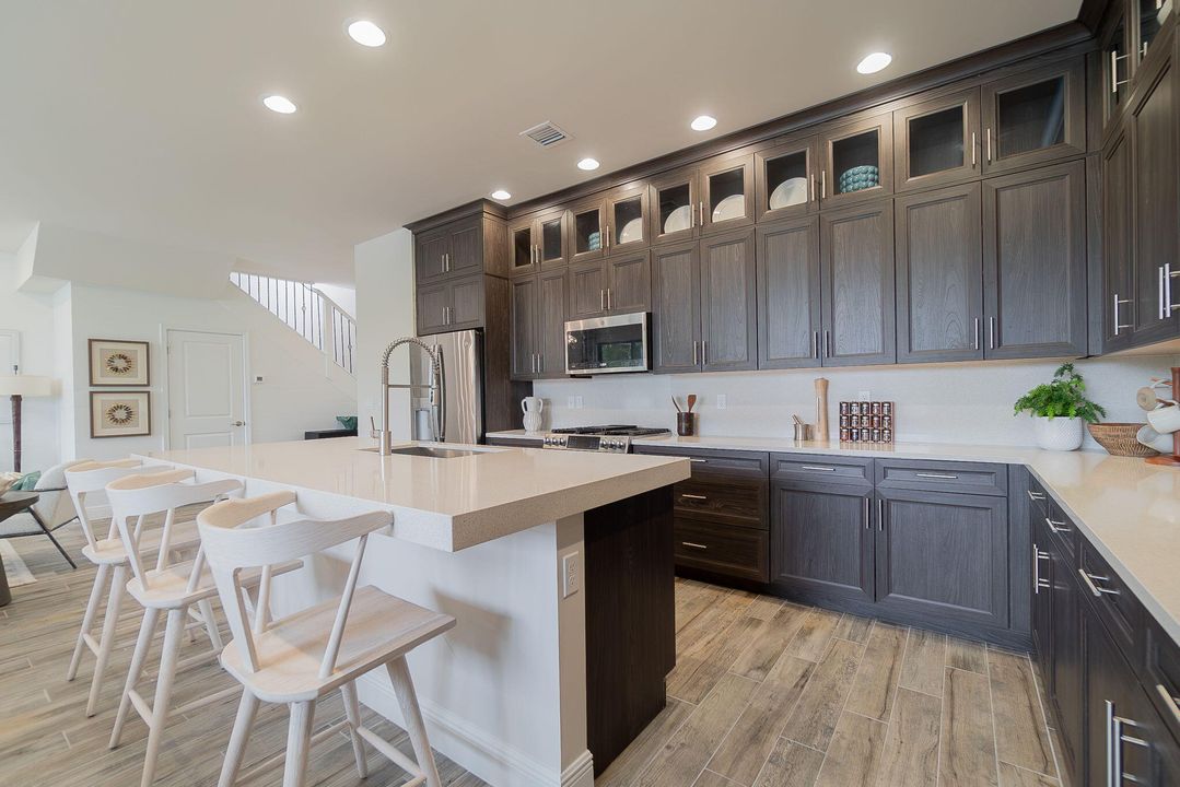 For Rent: $5,000 (4 beds, 2 baths, 2155 Square Feet)