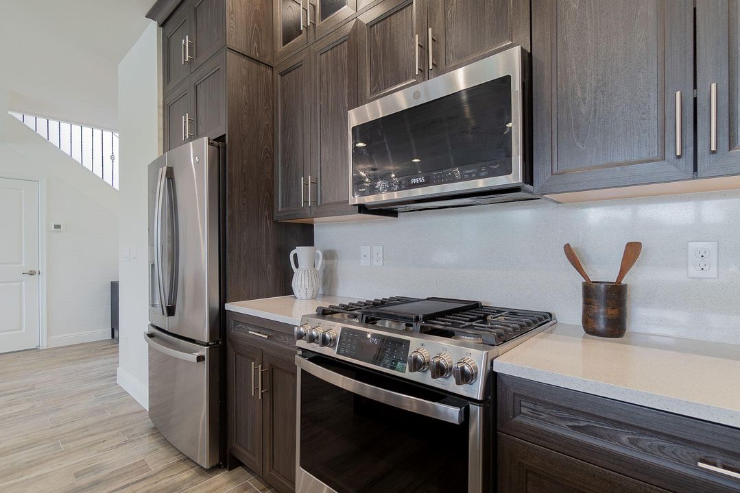 For Rent: $5,000 (4 beds, 2 baths, 2155 Square Feet)