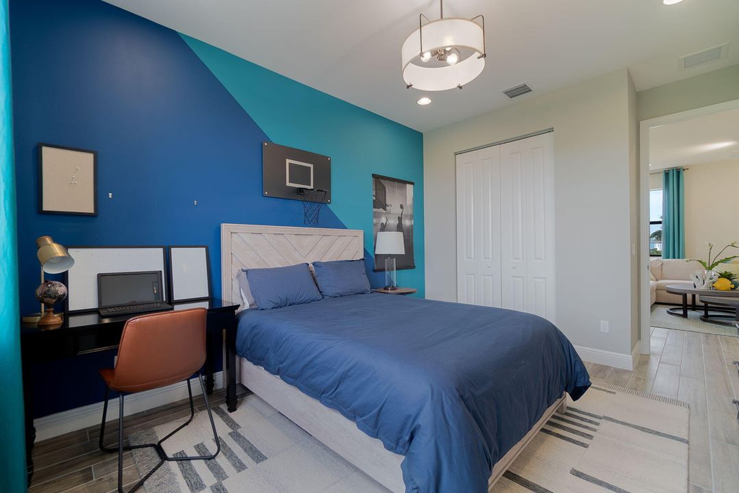 For Rent: $5,000 (4 beds, 2 baths, 2155 Square Feet)