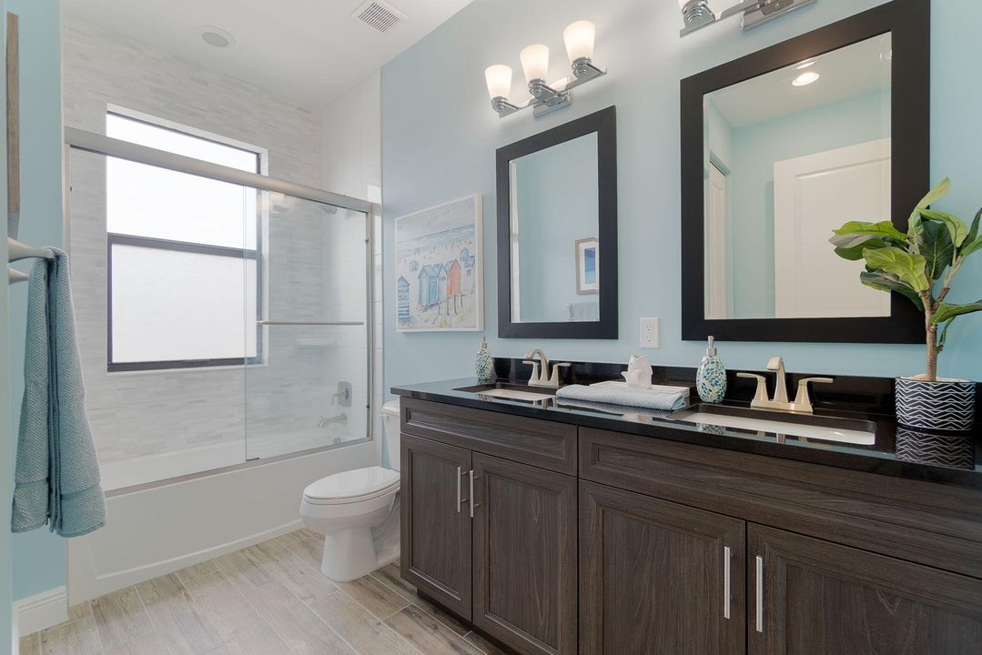 For Rent: $5,000 (4 beds, 2 baths, 2155 Square Feet)