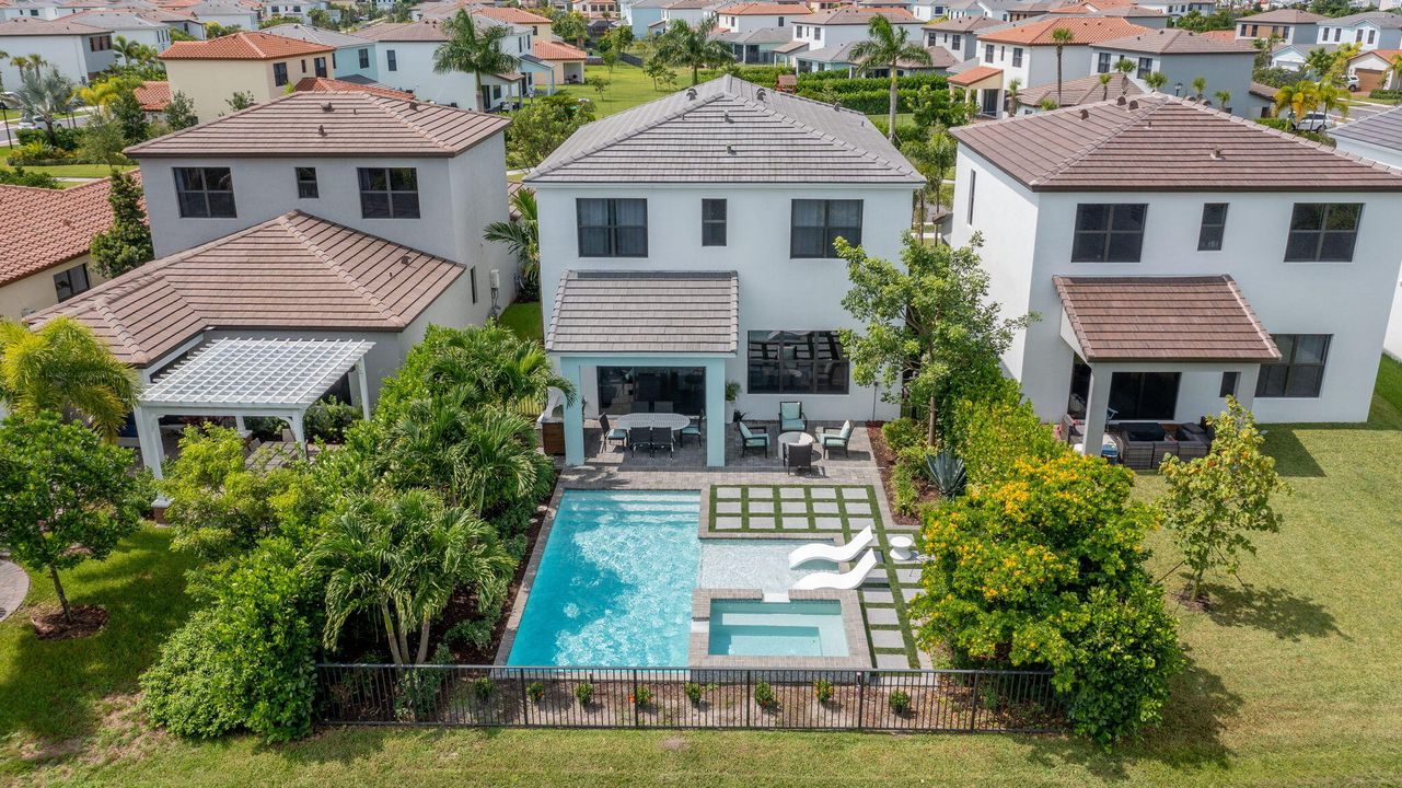 For Rent: $5,000 (4 beds, 2 baths, 2155 Square Feet)