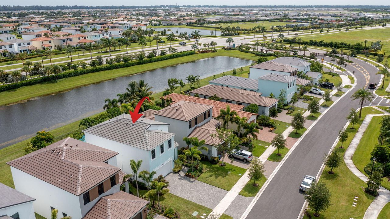 For Rent: $5,000 (4 beds, 2 baths, 2155 Square Feet)