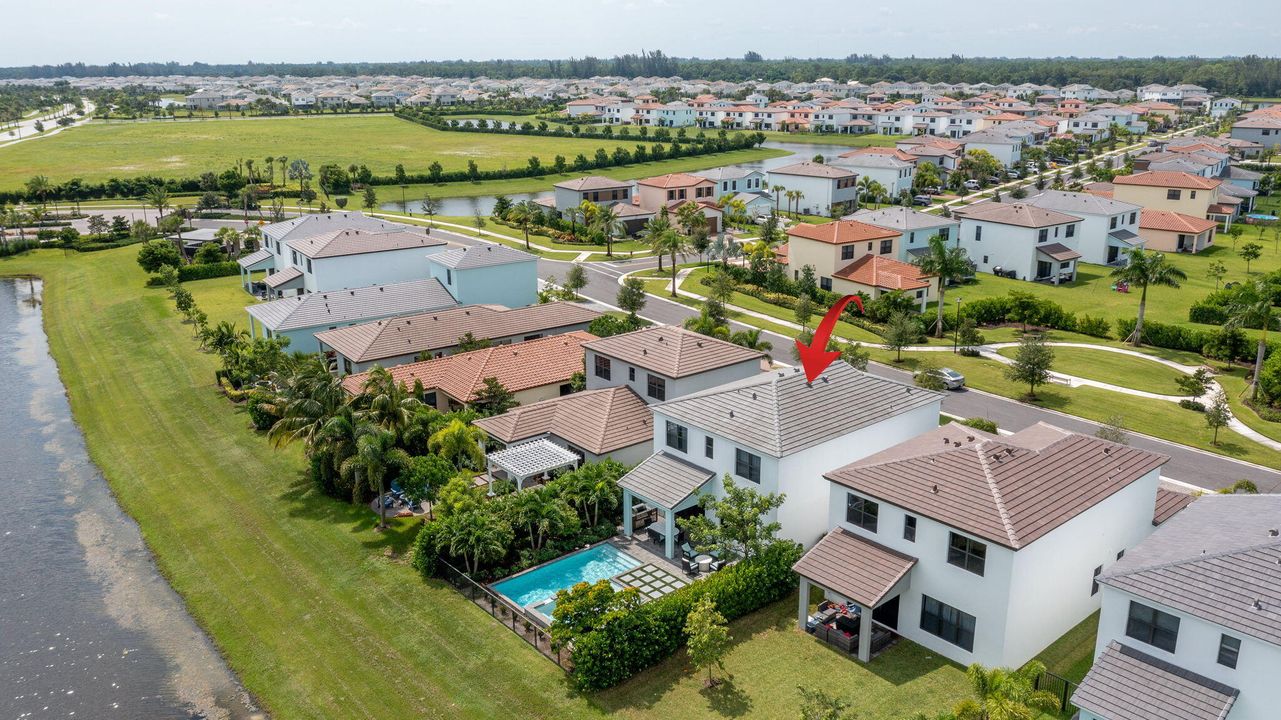 For Rent: $5,000 (4 beds, 2 baths, 2155 Square Feet)