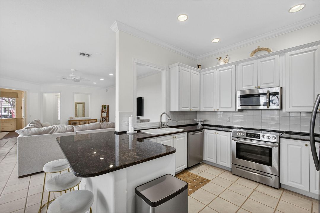 For Sale: $929,000 (3 beds, 2 baths, 2008 Square Feet)