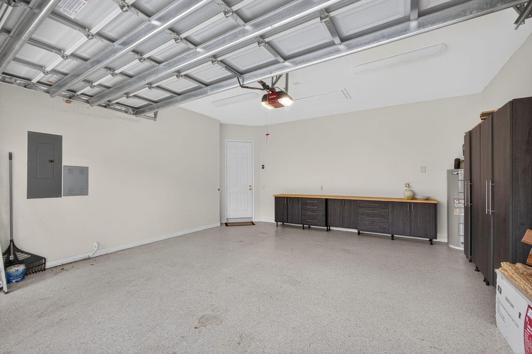 For Sale: $929,000 (3 beds, 2 baths, 2008 Square Feet)