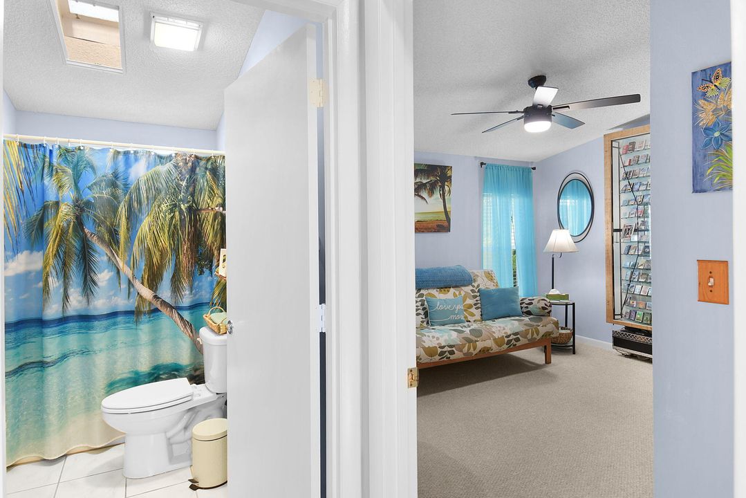 合同活跃: $249,900 (2 贝兹, 2 浴室, 1400 平方英尺)