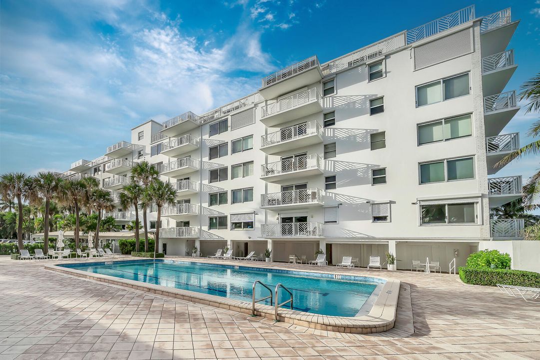 For Rent: $14,900 (2 beds, 2 baths, 1395 Square Feet)