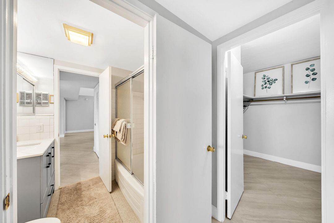 For Rent: $14,900 (2 beds, 2 baths, 1395 Square Feet)