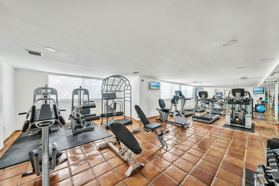 For Rent: $14,900 (2 beds, 2 baths, 1395 Square Feet)