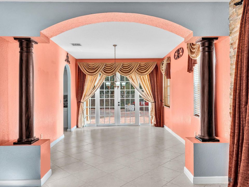 For Rent: $5,500 (4 beds, 3 baths, 3303 Square Feet)