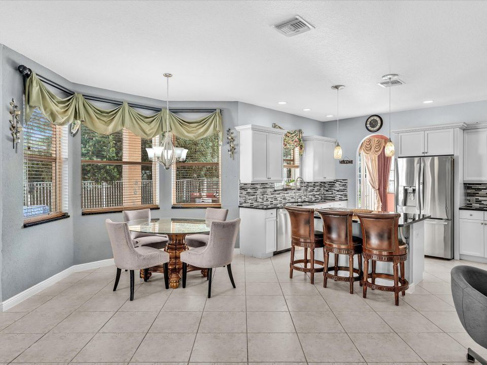 For Rent: $5,500 (4 beds, 3 baths, 3303 Square Feet)