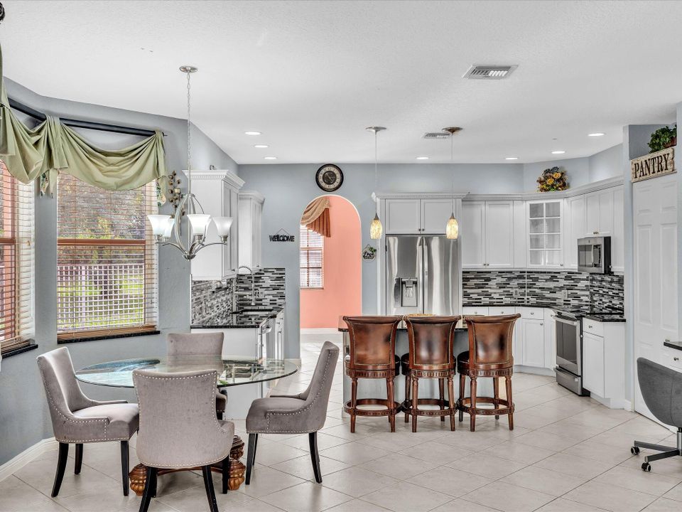 For Rent: $5,500 (4 beds, 3 baths, 3303 Square Feet)