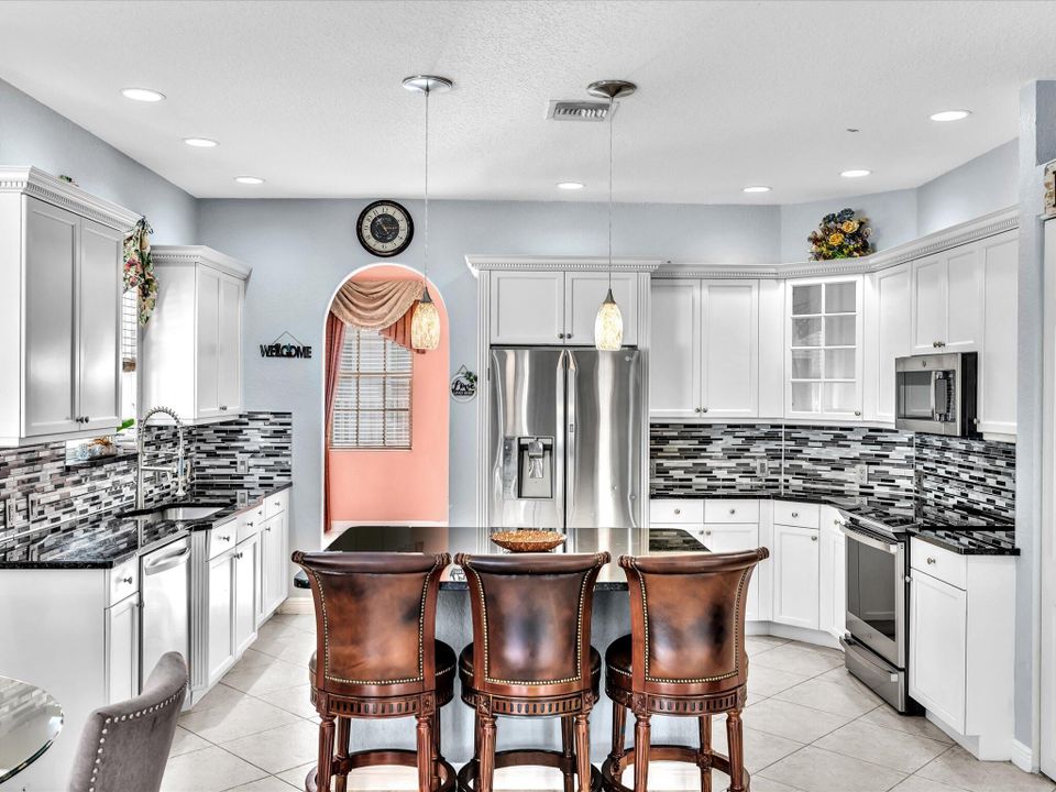 For Rent: $5,500 (4 beds, 3 baths, 3303 Square Feet)