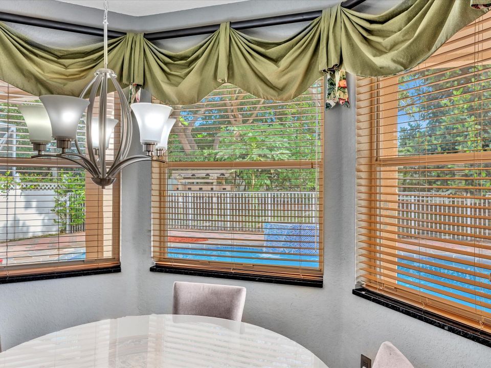 For Rent: $5,500 (4 beds, 3 baths, 3303 Square Feet)