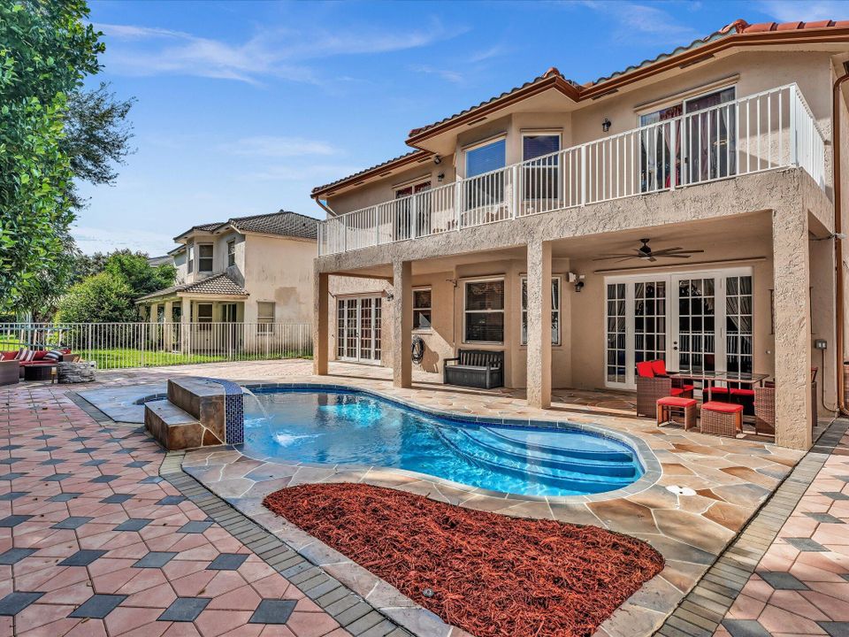 For Rent: $5,500 (4 beds, 3 baths, 3303 Square Feet)