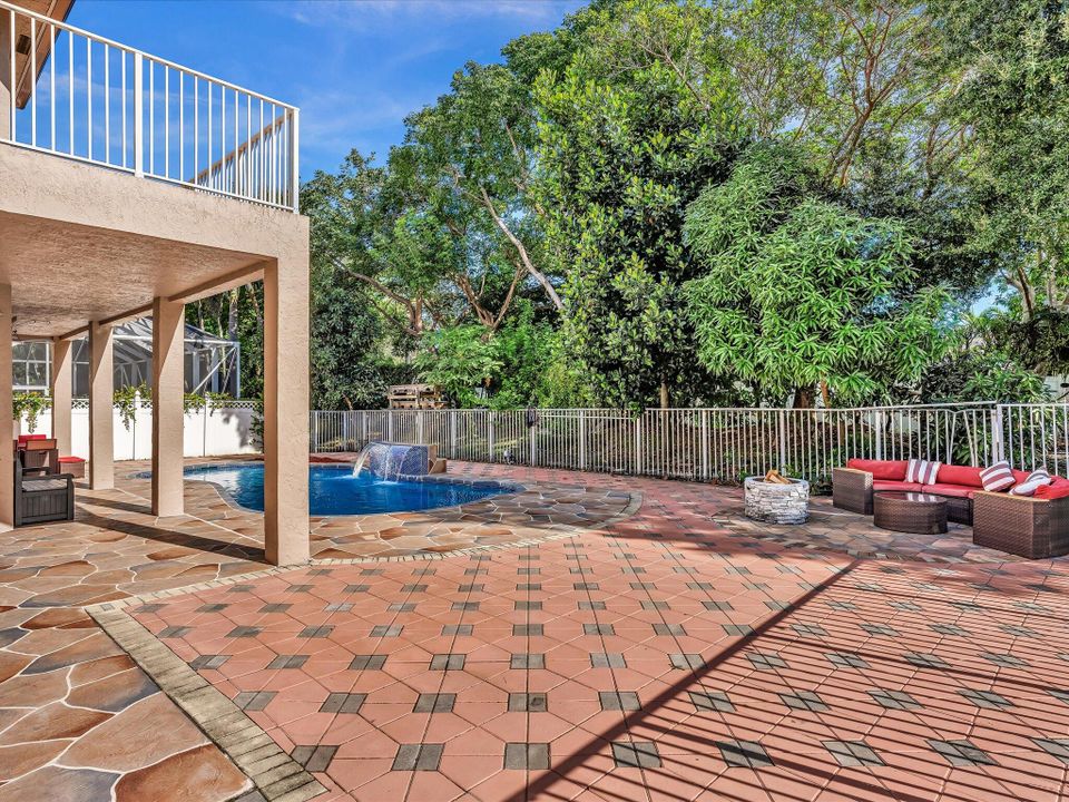 For Rent: $5,500 (4 beds, 3 baths, 3303 Square Feet)