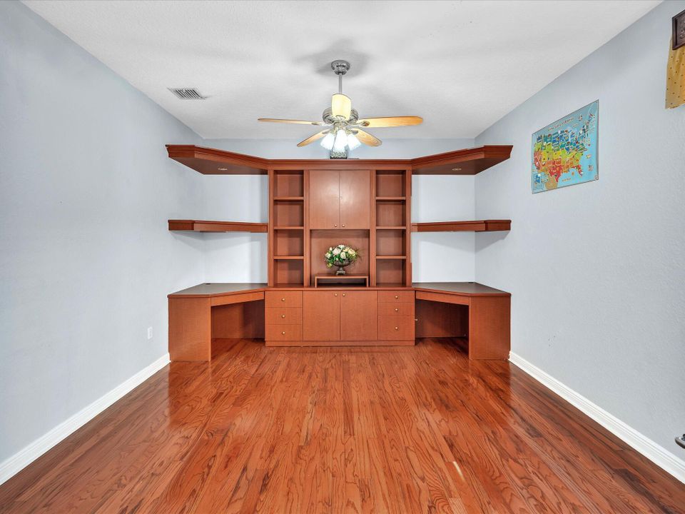 For Rent: $5,500 (4 beds, 3 baths, 3303 Square Feet)