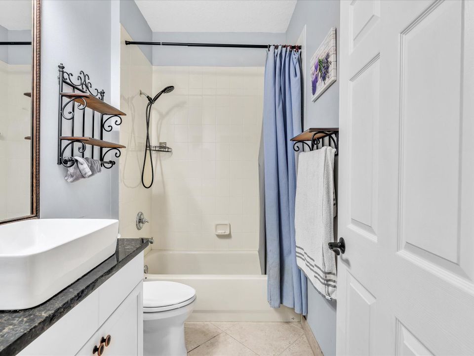 For Rent: $5,500 (4 beds, 3 baths, 3303 Square Feet)