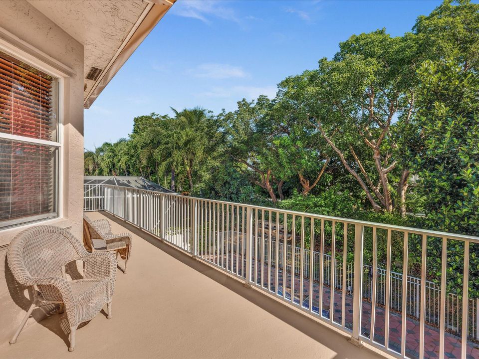 For Rent: $5,500 (4 beds, 3 baths, 3303 Square Feet)