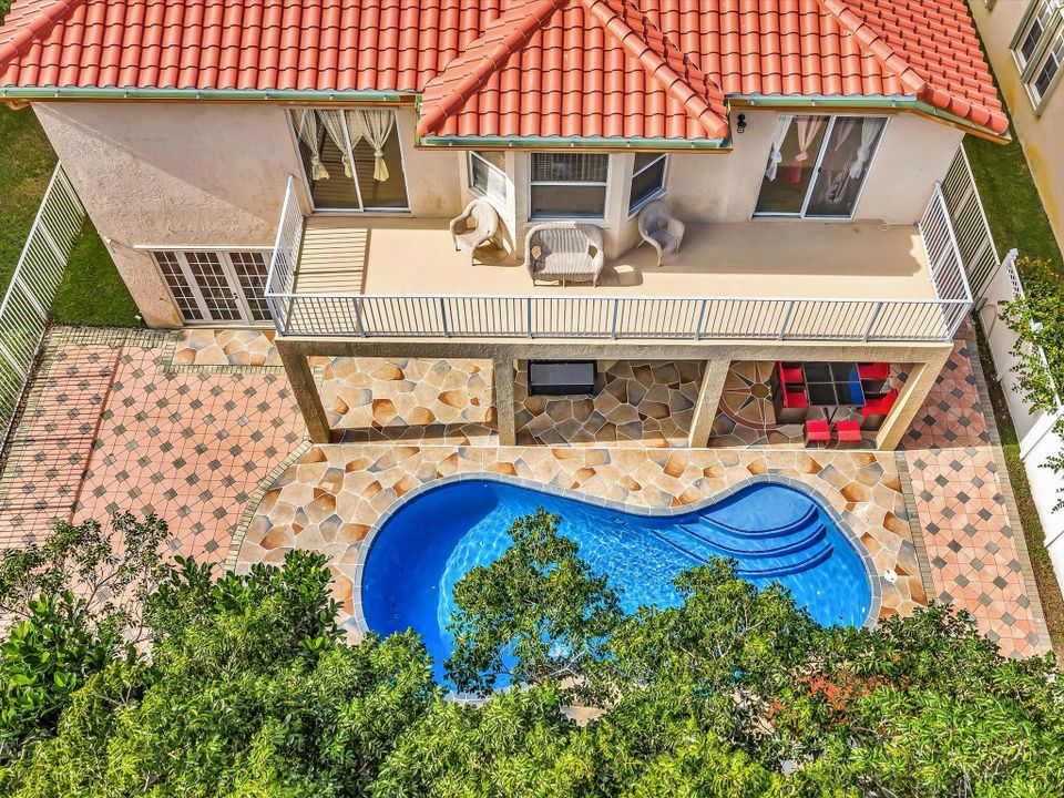 For Rent: $5,500 (4 beds, 3 baths, 3303 Square Feet)