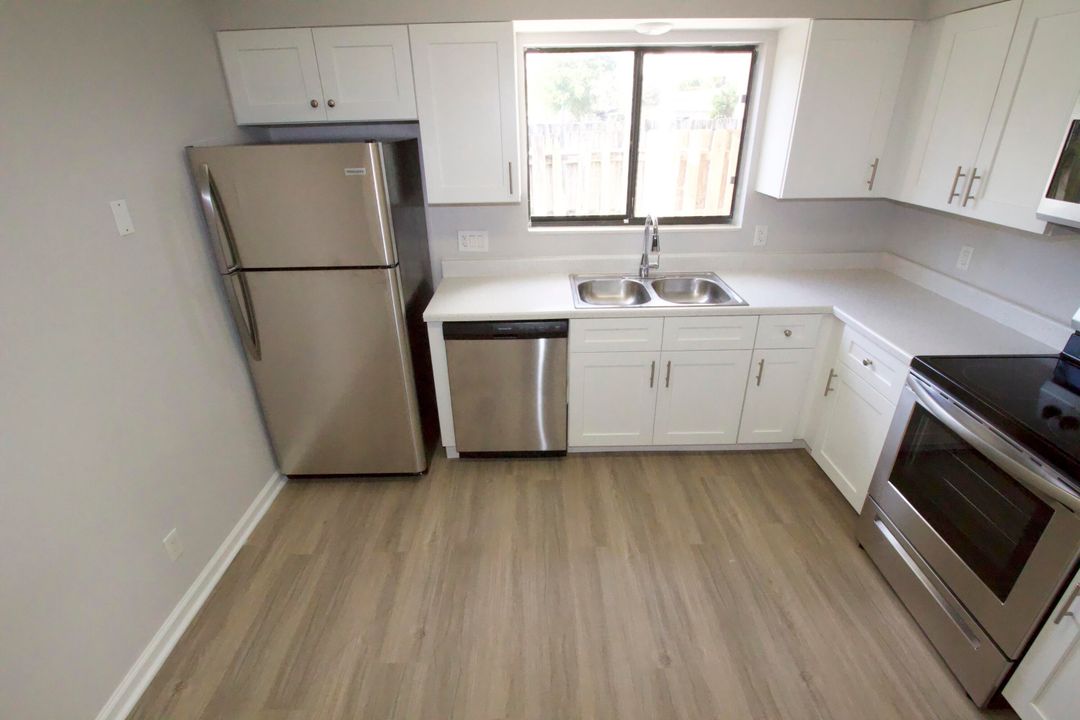 В аренду: $2,150 (2 спален, 2 ванн, 1350 Квадратных фут)