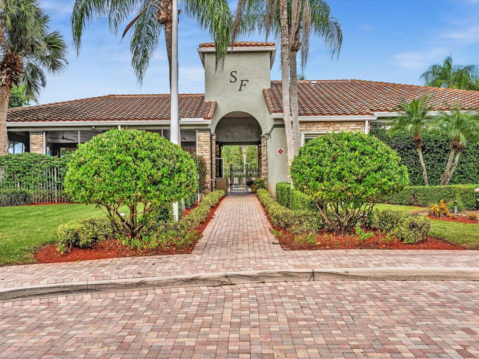 For Rent: $5,500 (4 beds, 3 baths, 3303 Square Feet)