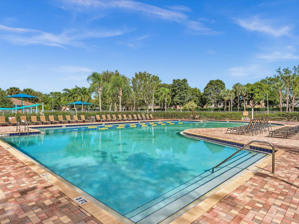 For Rent: $5,500 (4 beds, 3 baths, 3303 Square Feet)