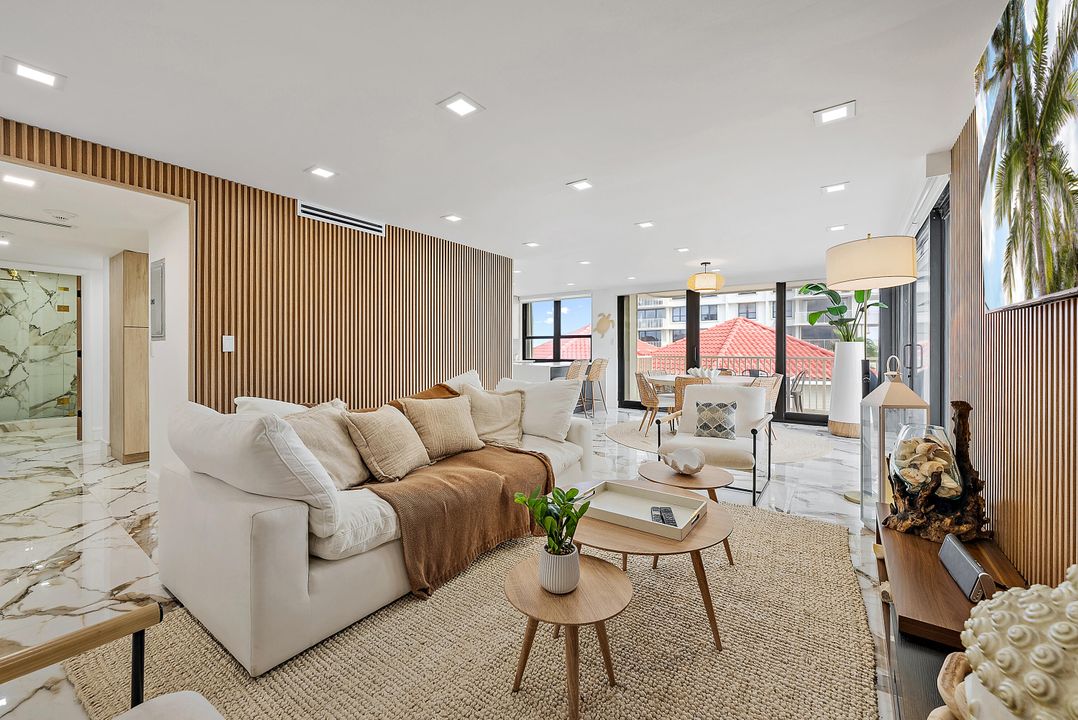 В аренду: $3,800 (2 спален, 2 ванн, 1330 Квадратных фут)