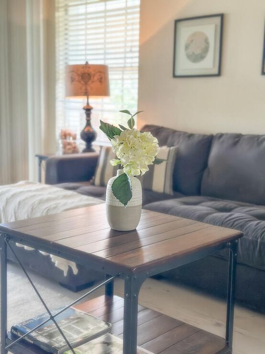 На продажу: $295,000 (2 спален, 2 ванн, 1113 Квадратных фут)