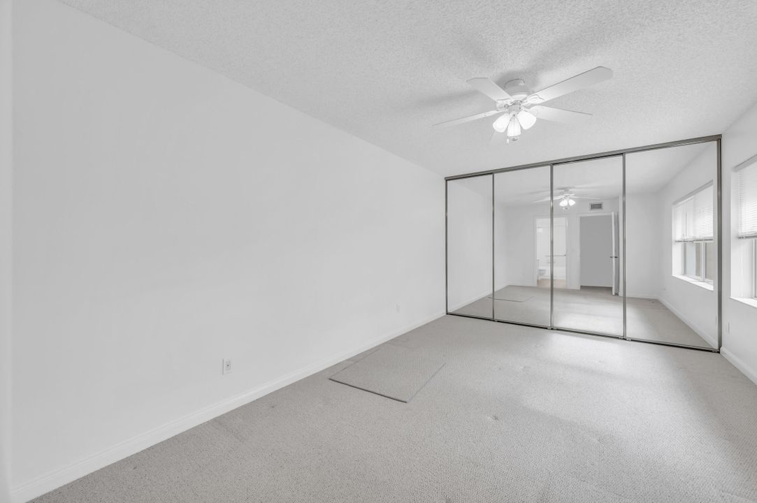 For Sale: $265,000 (2 beds, 2 baths, 1374 Square Feet)