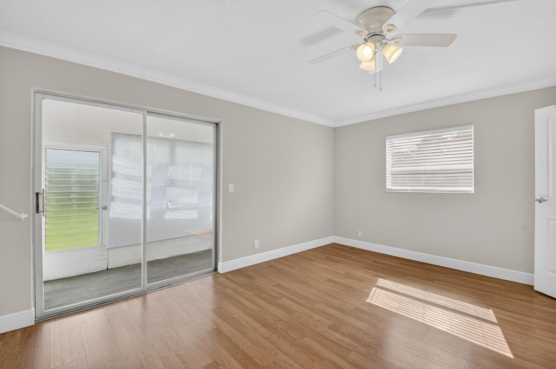 待售: $84,900 (1 贝兹, 1 浴室, 726 平方英尺)