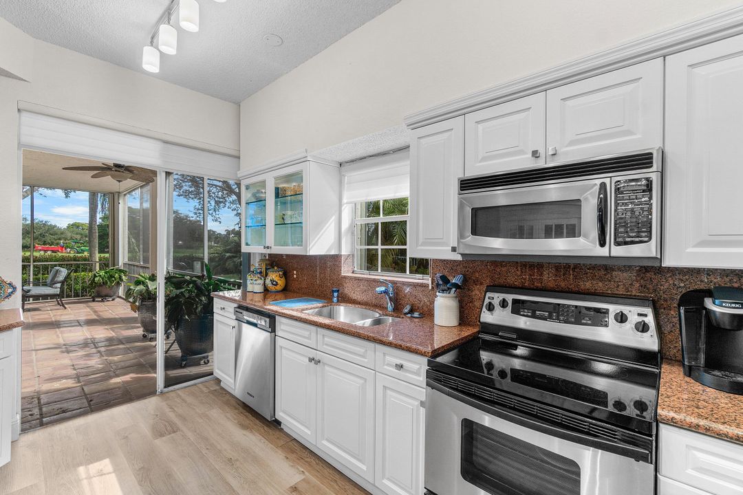 待售: $559,000 (3 贝兹, 2 浴室, 2107 平方英尺)