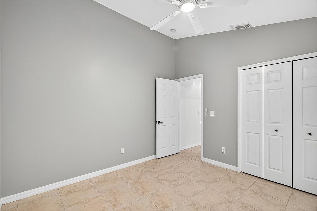 For Sale: $485,000 (3 beds, 2 baths, 1699 Square Feet)