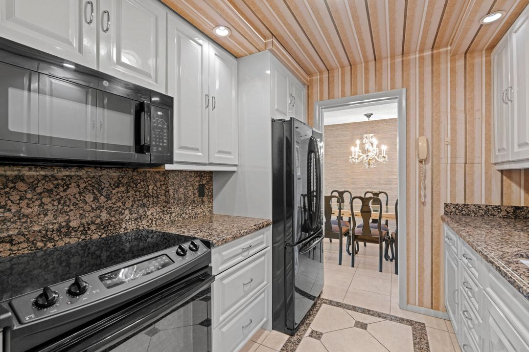 待售: $500,000 (2 贝兹, 2 浴室, 1131 平方英尺)