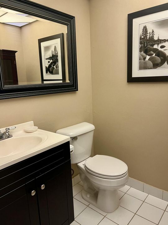 На продажу: $60,000 (1 спален, 1 ванн, 720 Квадратных фут)