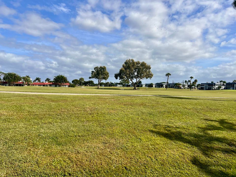 На продажу: $60,000 (1 спален, 1 ванн, 720 Квадратных фут)