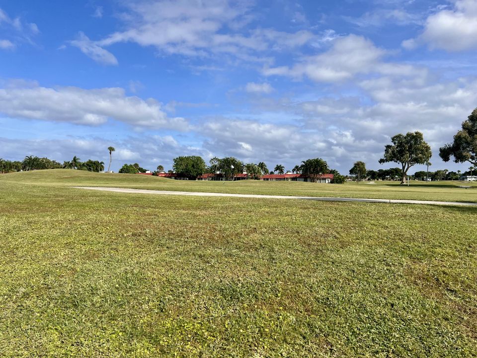 На продажу: $60,000 (1 спален, 1 ванн, 720 Квадратных фут)