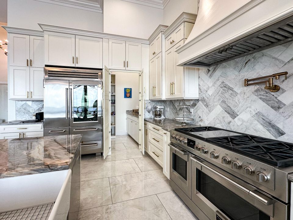 En Venta: $4,850,000 (4 camas, 4 baños, 3996 Pies cuadrados)