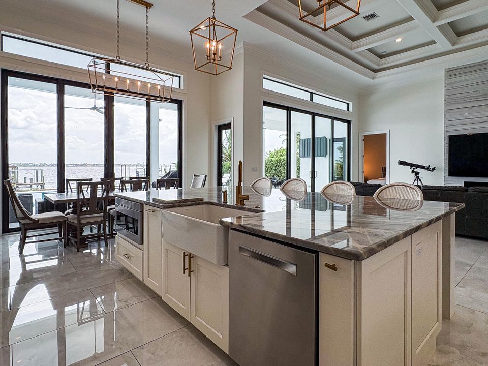 En Venta: $4,850,000 (4 camas, 4 baños, 3996 Pies cuadrados)