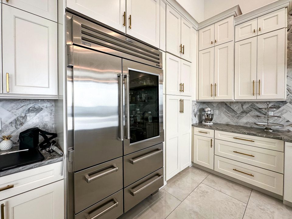 En Venta: $4,850,000 (4 camas, 4 baños, 3996 Pies cuadrados)