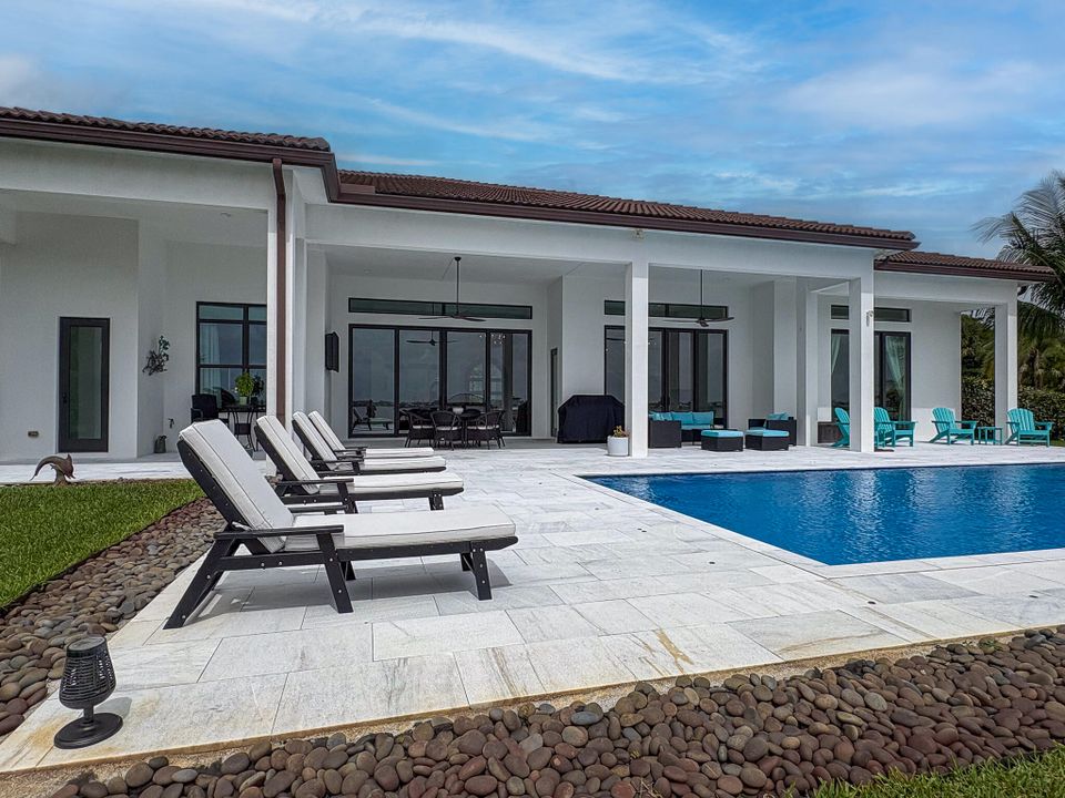 En Venta: $4,850,000 (4 camas, 4 baños, 3996 Pies cuadrados)