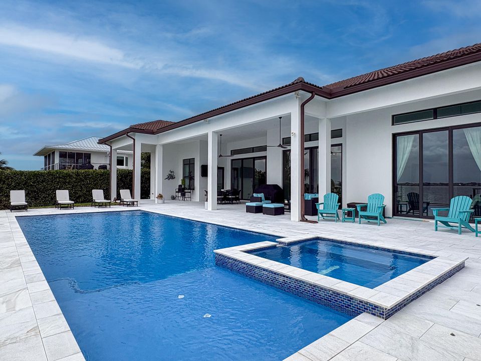 En Venta: $4,850,000 (4 camas, 4 baños, 3996 Pies cuadrados)