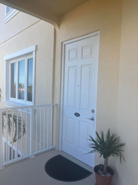 待售: $425,000 (2 贝兹, 2 浴室, 1989 平方英尺)