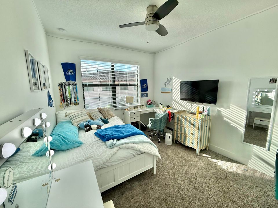 For Rent: $5,200 (4 beds, 3 baths, 2252 Square Feet)