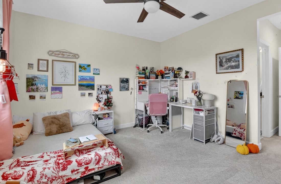 For Sale: $1,099,000 (4 beds, 4 baths, 3050 Square Feet)