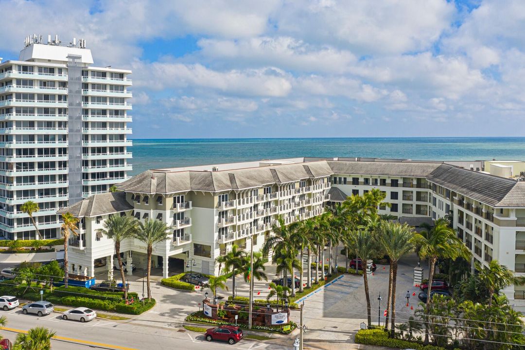 For Sale: $400,000 (1 beds, 1 baths, 585 Square Feet)