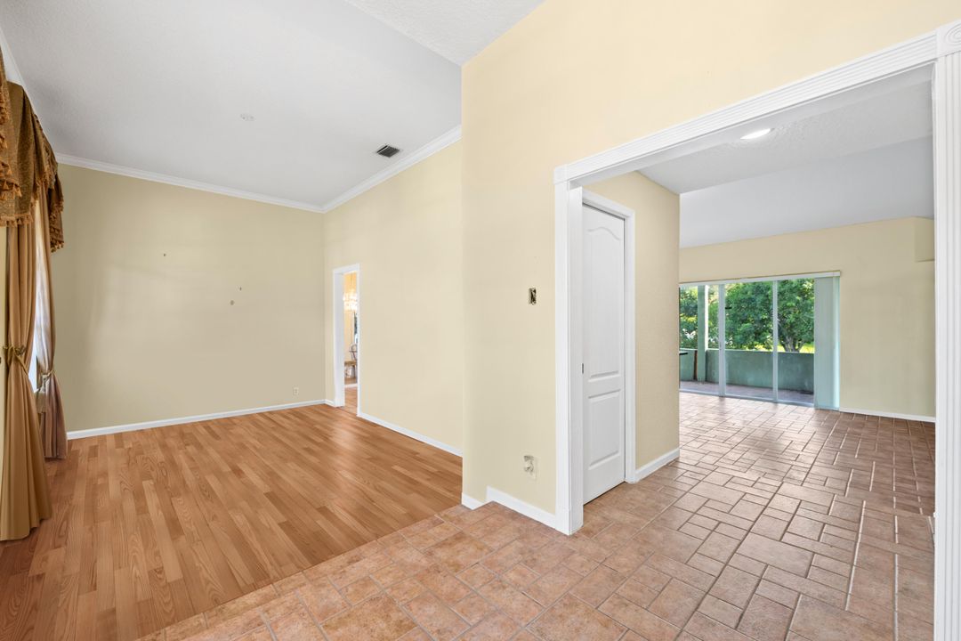 For Sale: $899,999 (5 beds, 3 baths, 3058 Square Feet)